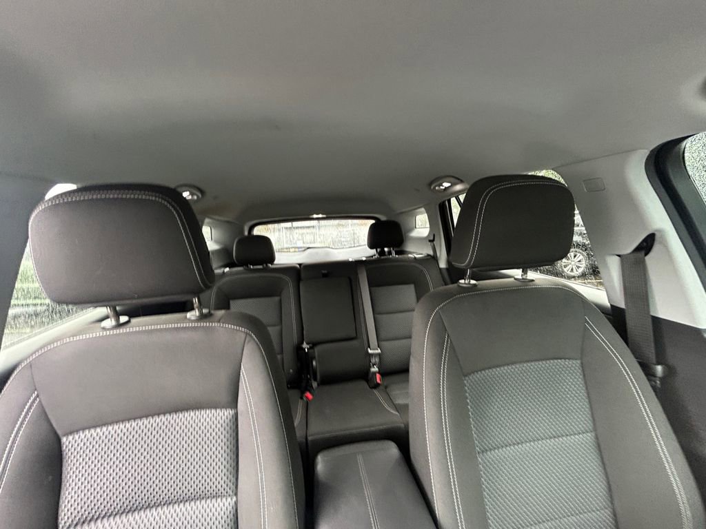 Used 2022 GMC Terrain SLE w/ Driver Convenience Package image 27