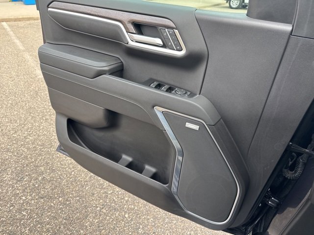 Used 2022 Chevrolet Silverado 1500 LTZ image 25