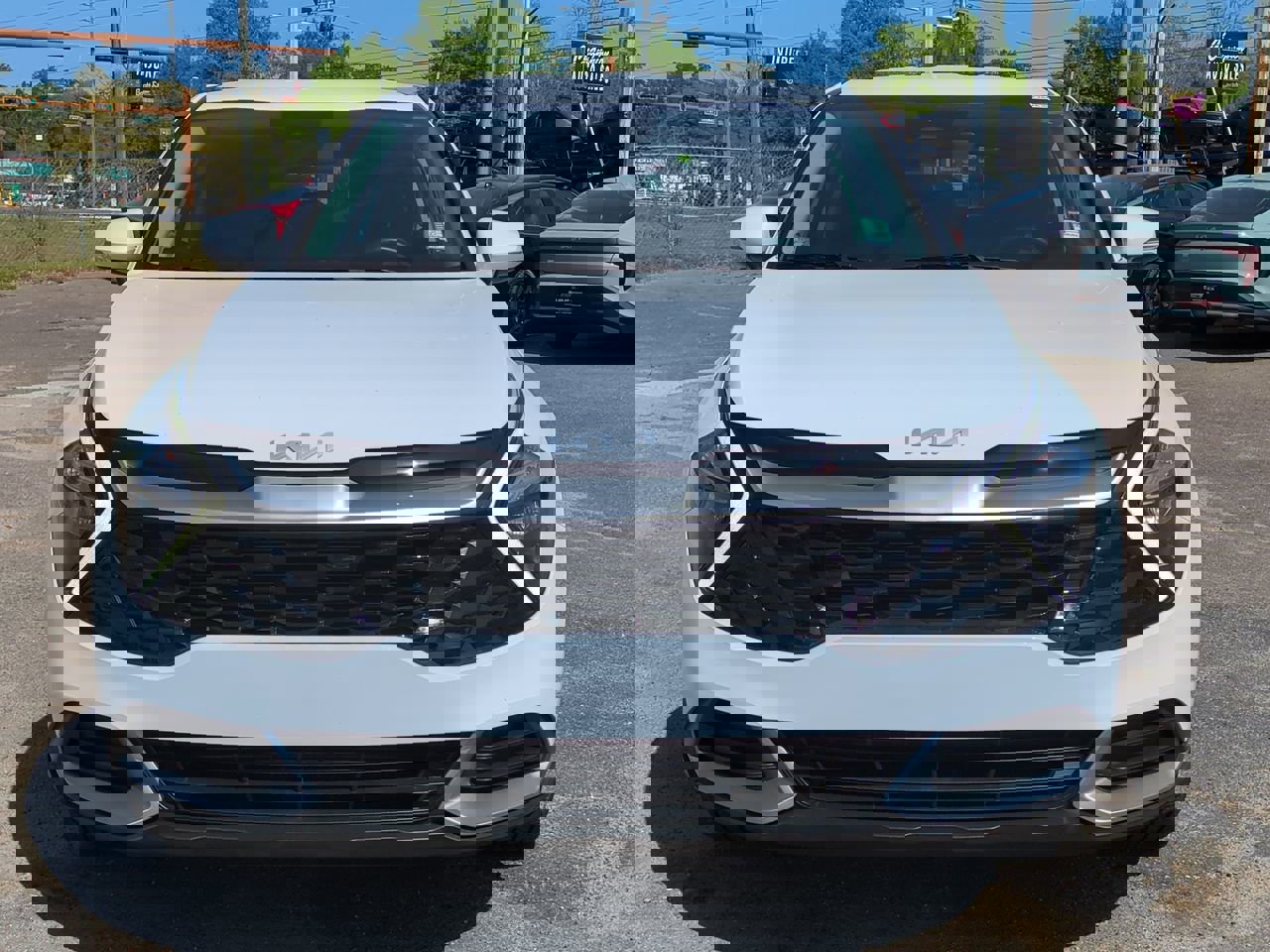 Certified 2023 Kia Sportage EX FWD image 9