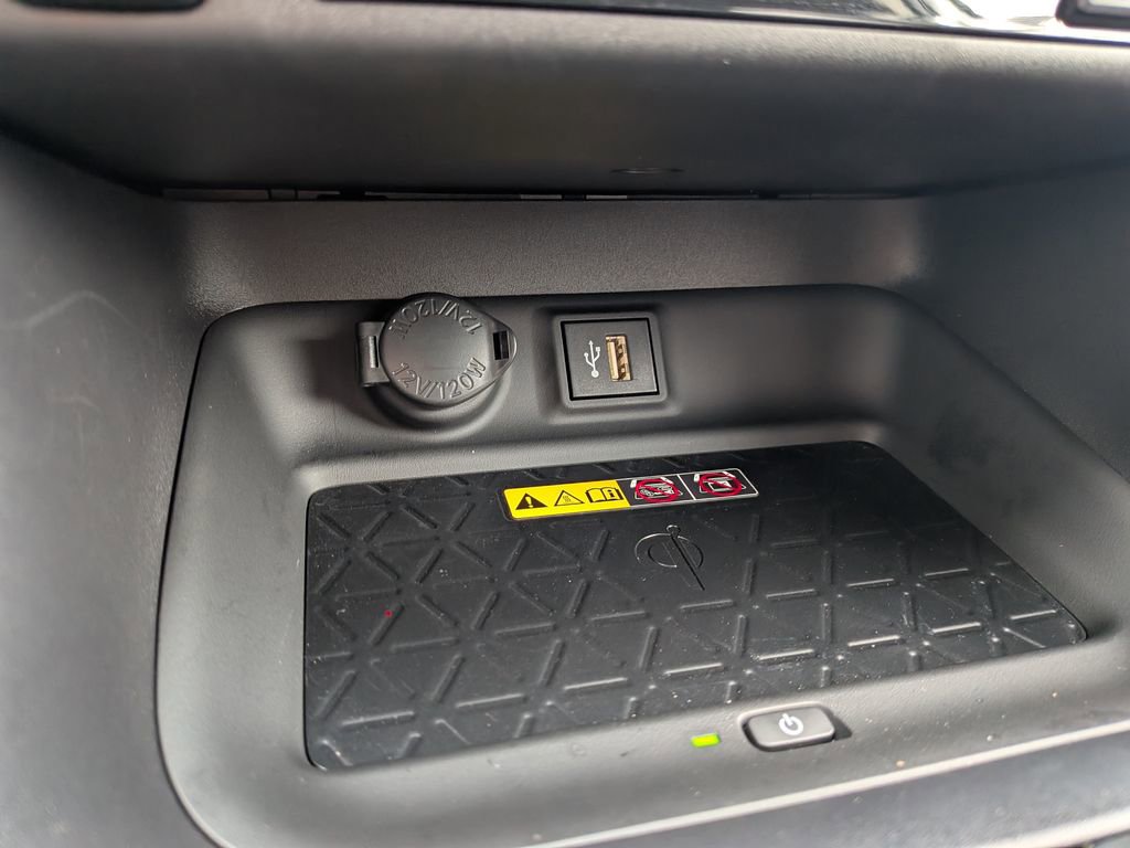 Used 2025 Toyota RAV4 XLE Premium w/ Weather Package image 18