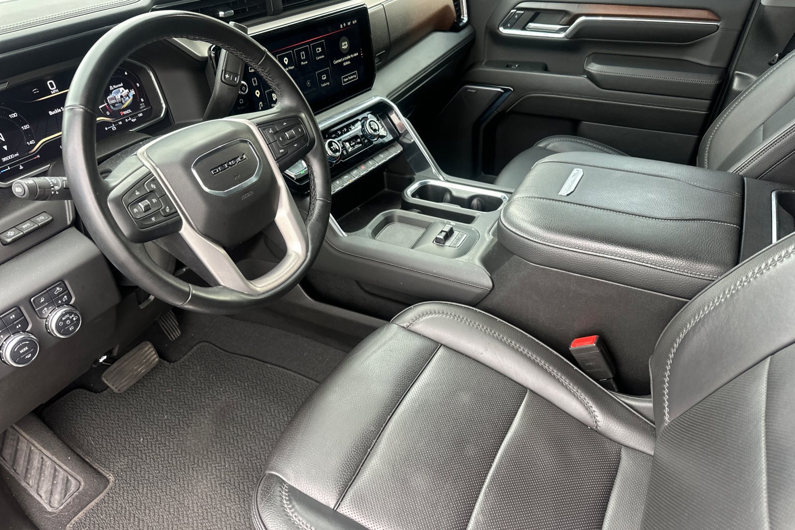 Used 2024 GMC Sierra 2500 Denali w/ Denali Reserve Package AWD/4WD image 10