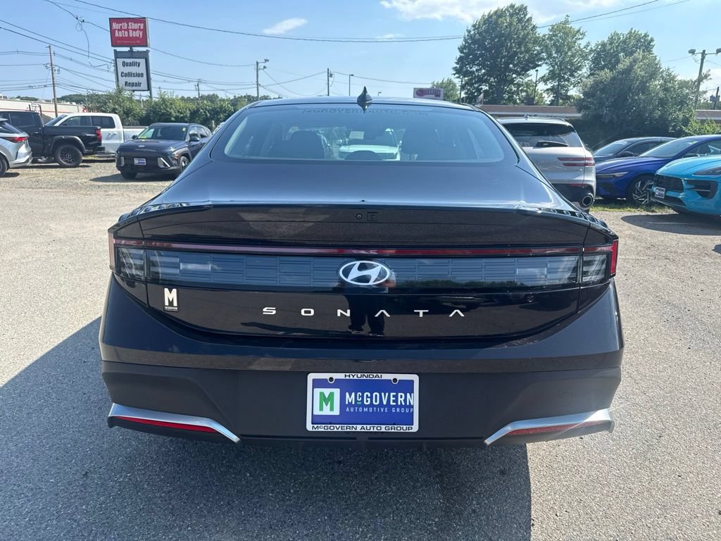 Used 2025 Hyundai Sonata SE FWD image 6