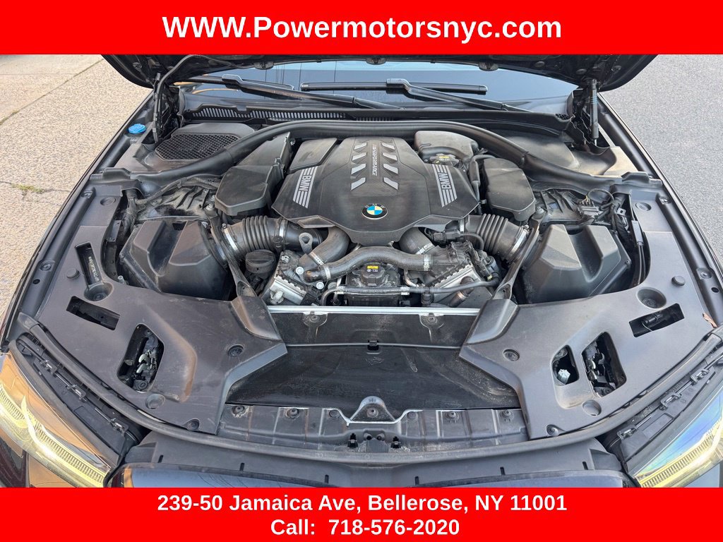 Used 2022 BMW M550i xDrive w/ Executive Package AWD/4WD image 23