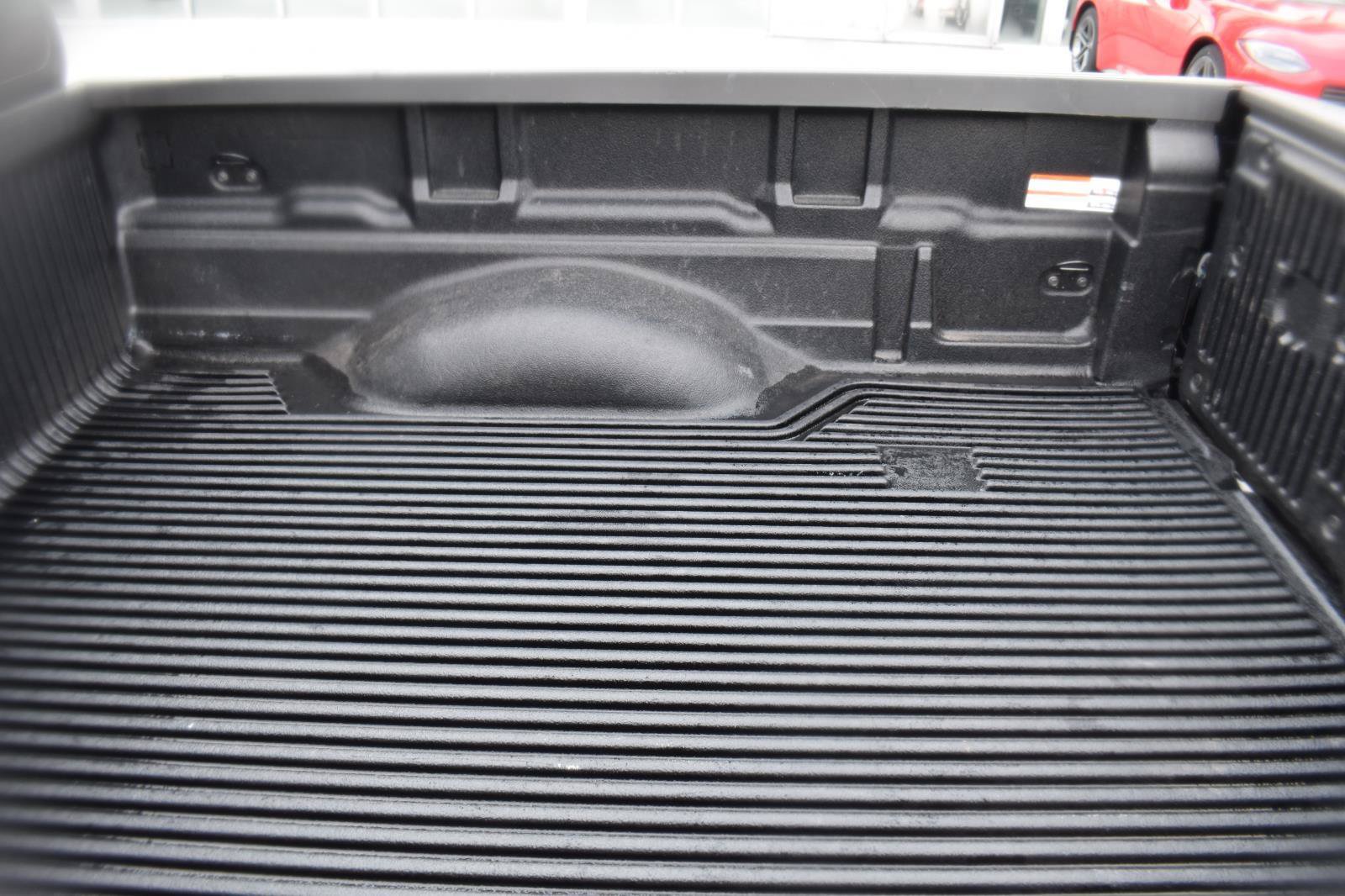 Certified 2025 Nissan Frontier SV RWD image 11