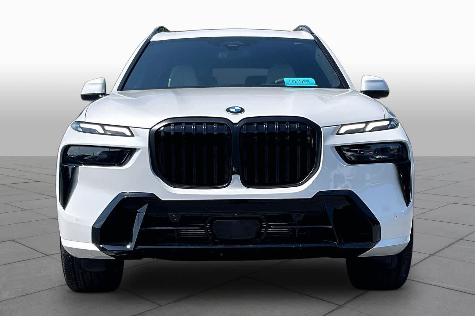 Used 2027 BMW X7 xDrive40i w/ Executive Package AWD/4WD image 3