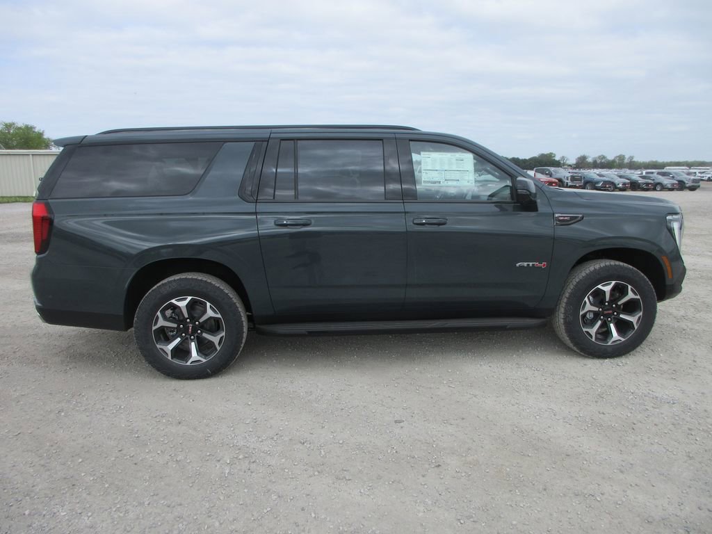 New 2026 GMC Yukon XL AT4 image 3