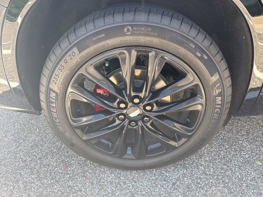 Used 2024 Cadillac XT6 Sport w/ Technology Package AWD/4WD image 5