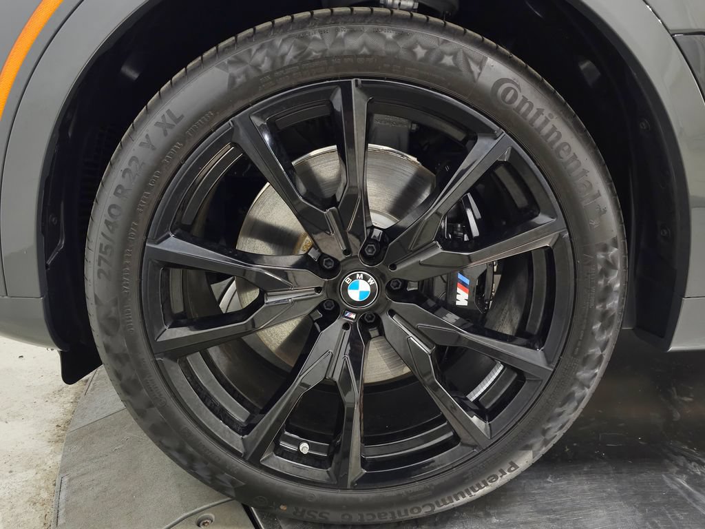 Used 2026 BMW X7 M60i AWD/4WD image 7