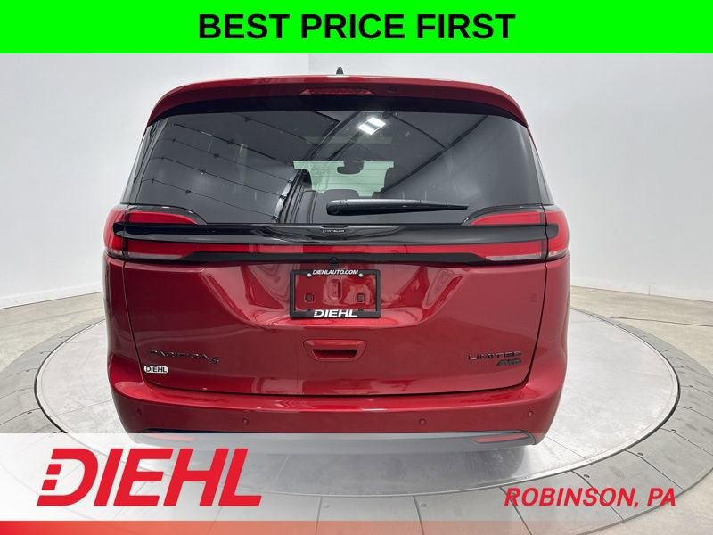 New 2026 Chrysler Pacifica Limited AWD/4WD image 6