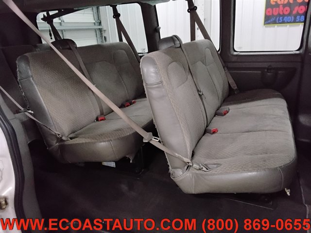 Used 2020 Chevrolet Express 3500 LT w/ LT Preferred Equipment Group RWD image 11