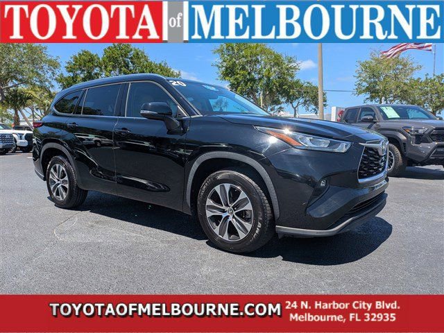 Used 2020 Toyota Highlander XLE