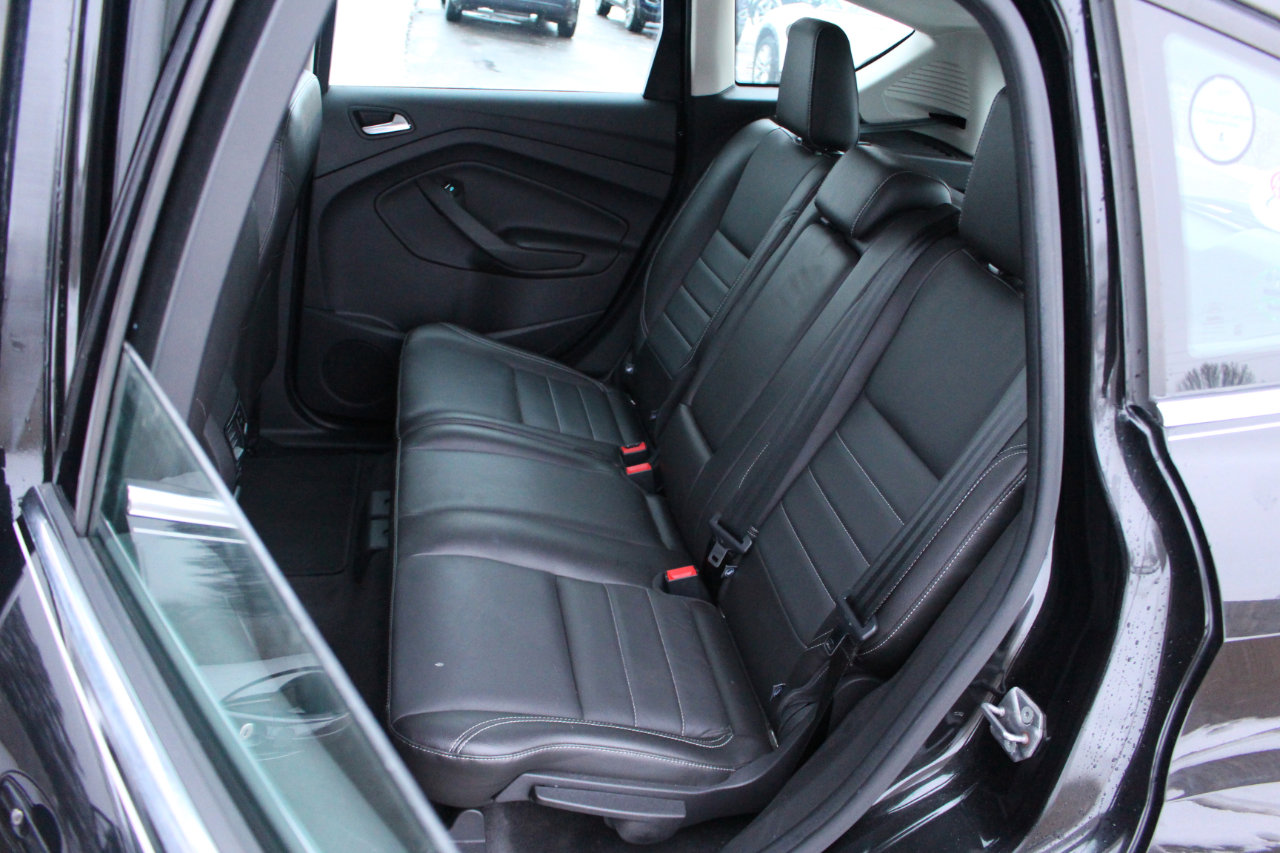 Used 2013 Ford C-MAX SEL image 32