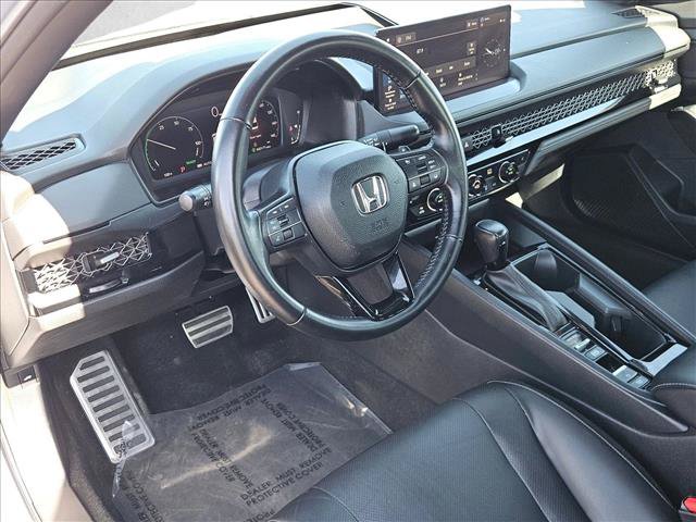 Used 2023 Honda Accord Sport image 12