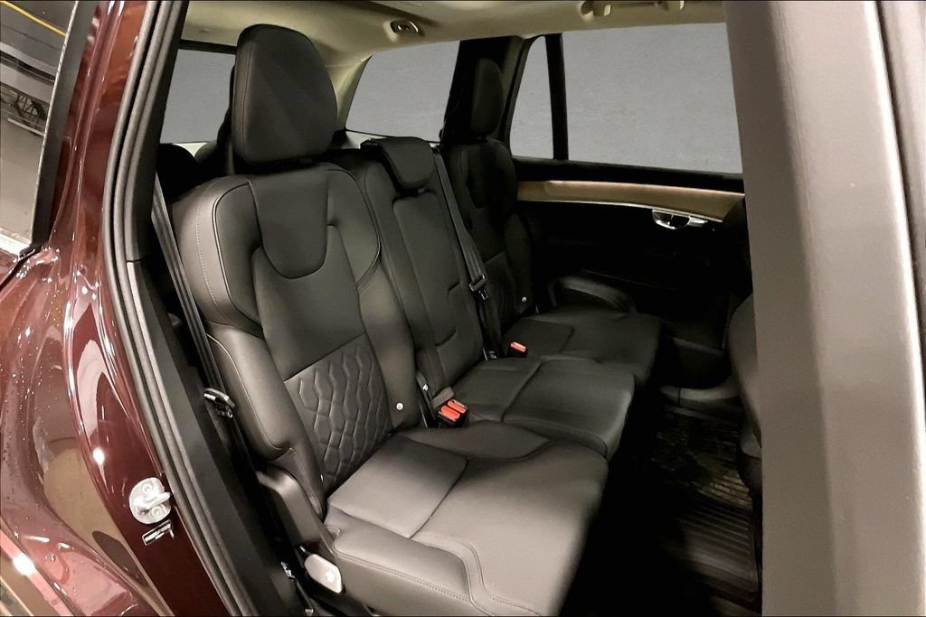 New 2026 Volvo XC90 B6 Plus w/ Protection Package AWD/4WD image 10