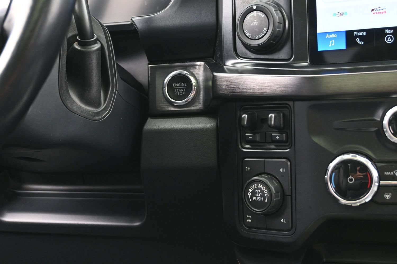 Used 2023 Ford F250 Lariat w/ Lariat Ultimate Package AWD/4WD image 40