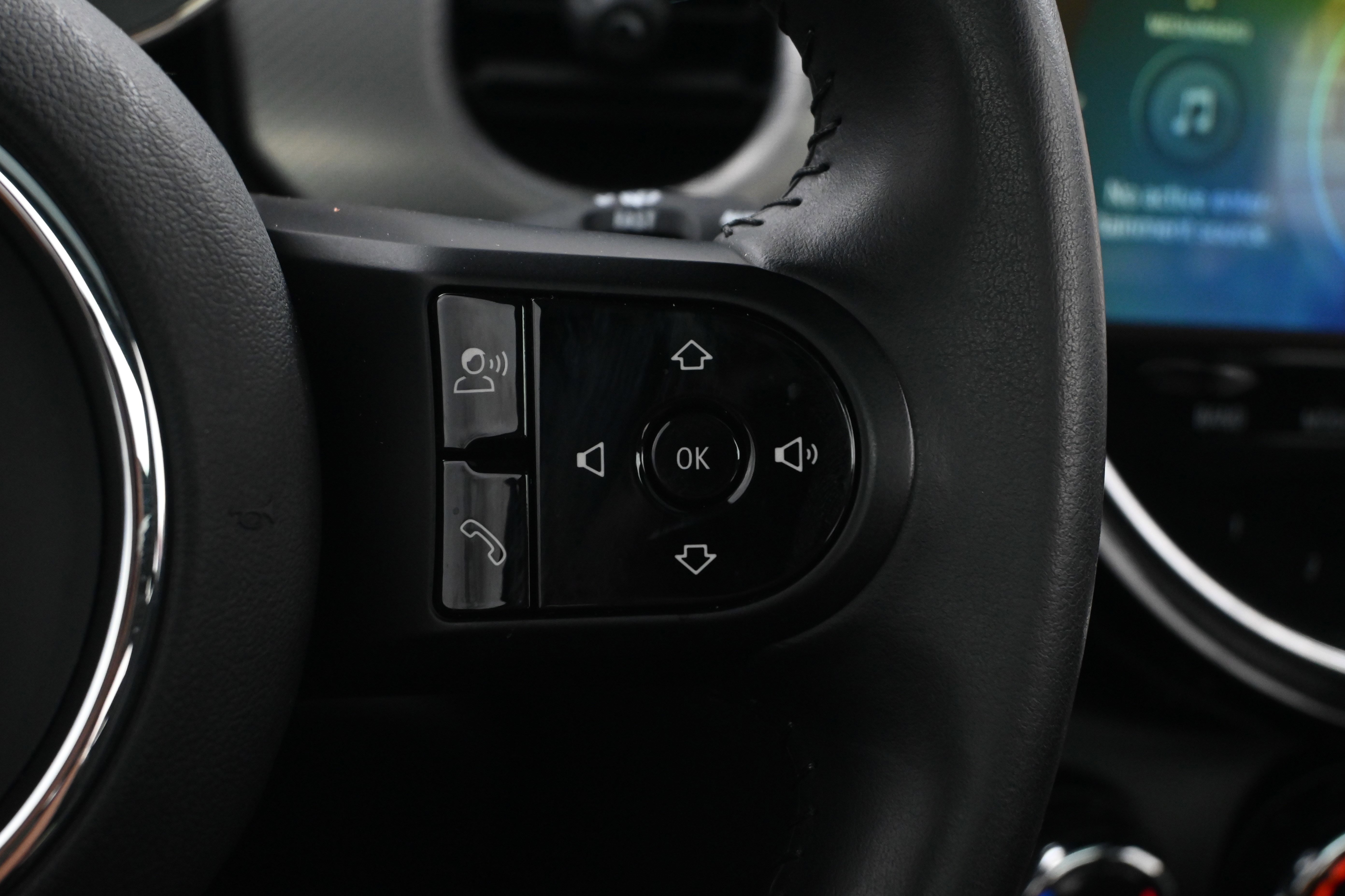 Used 2023 MINI Cooper SE image 31