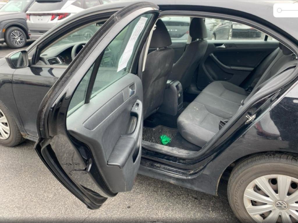 Used 2013 Volkswagen Jetta S FWD image 21