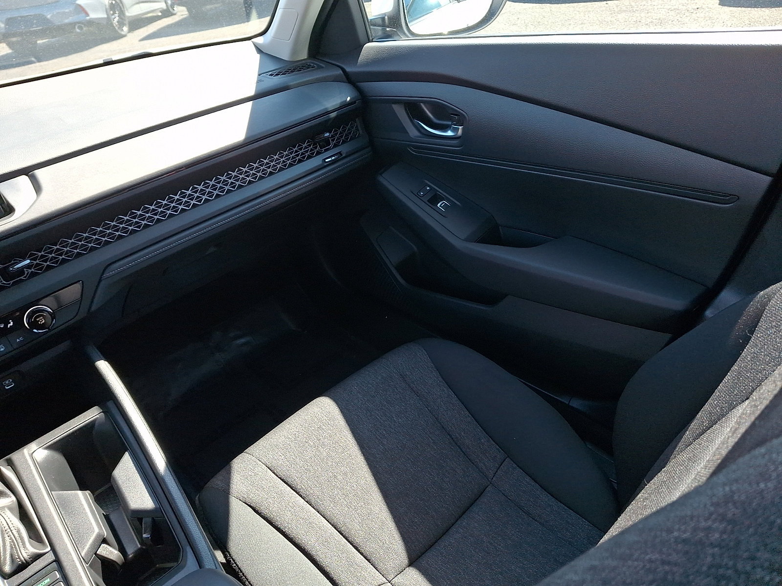 Used 2023 Honda Accord LX image 12