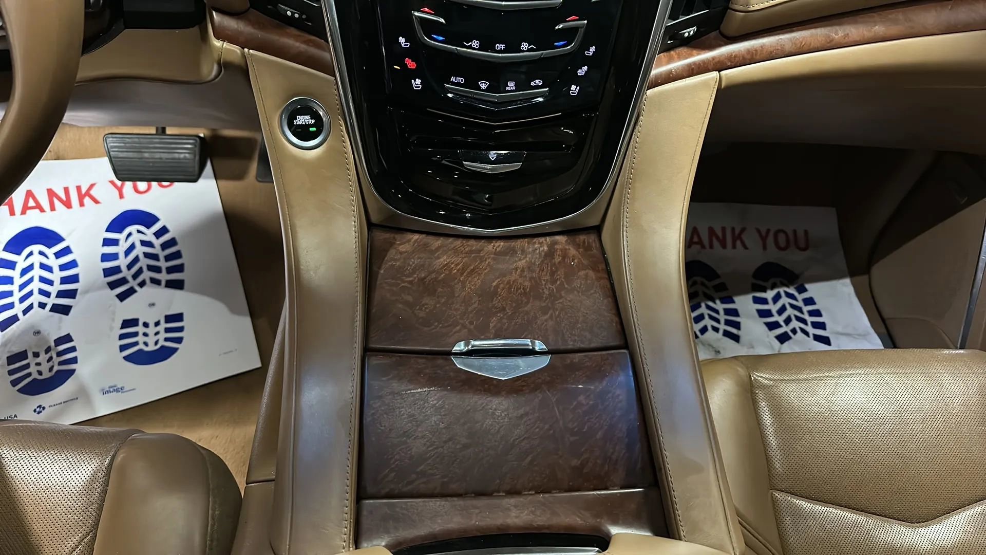 Used 2016 Cadillac Escalade Platinum image 34