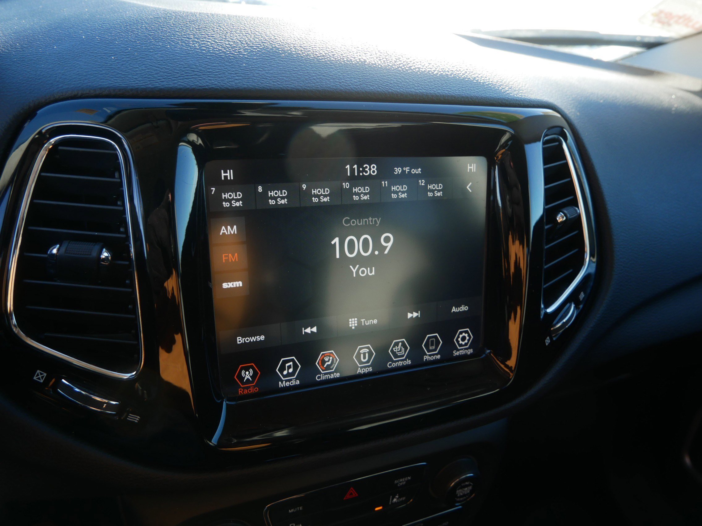 Certified 2021 Jeep Compass Limited image 29