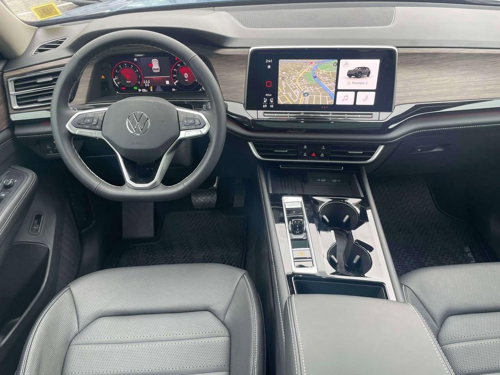 New 2025 Volkswagen Atlas SE image 14