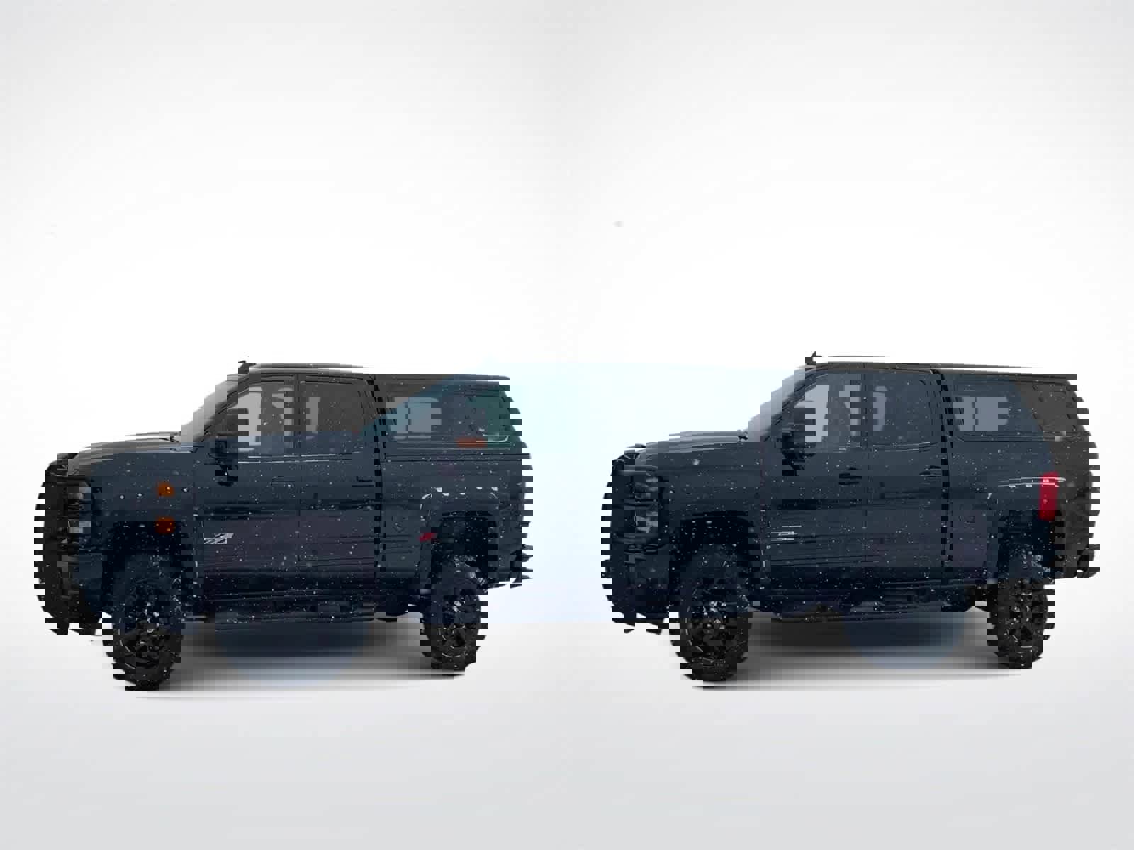 Used 2018 Chevrolet Silverado 2500 LTZ w/ Midnight Edition image 5