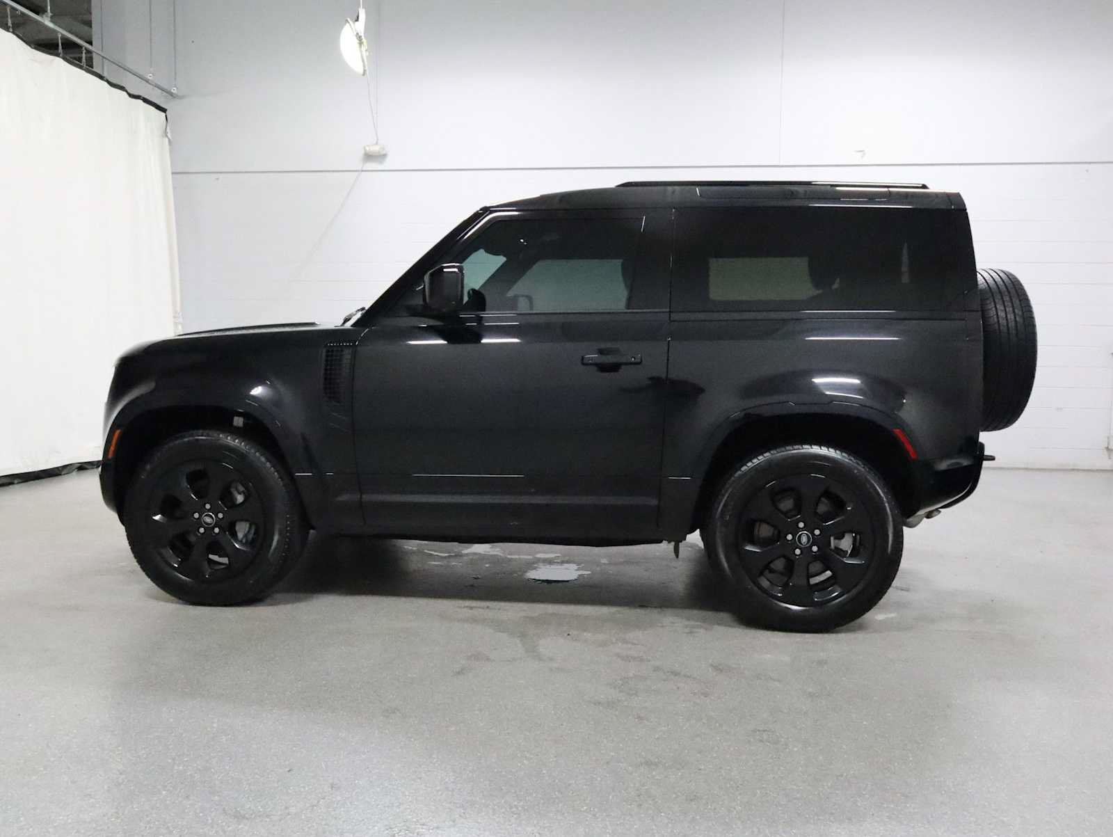 Used 2023 Land Rover Defender 90 X-Dynamic SE AWD/4WD video 2