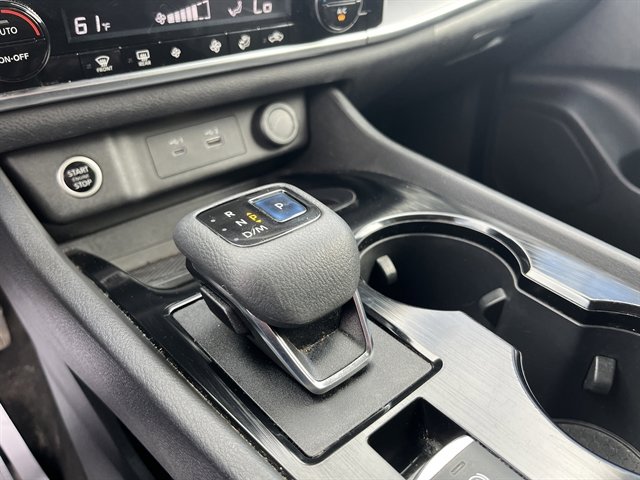 Used 2021 Nissan Rogue SV AWD/4WD image 29
