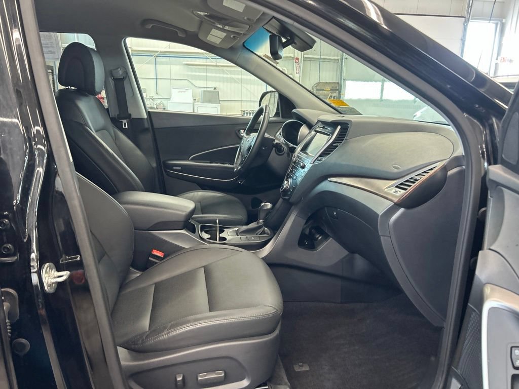Used 2019 Hyundai Santa Fe XL SE w/ SE Premium Package 02 AWD/4WD image 24