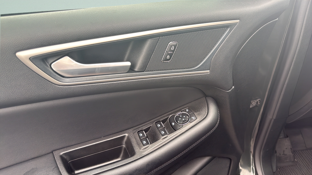 Used 2024 Ford Edge SEL w/ Convenience Package AWD/4WD image 27
