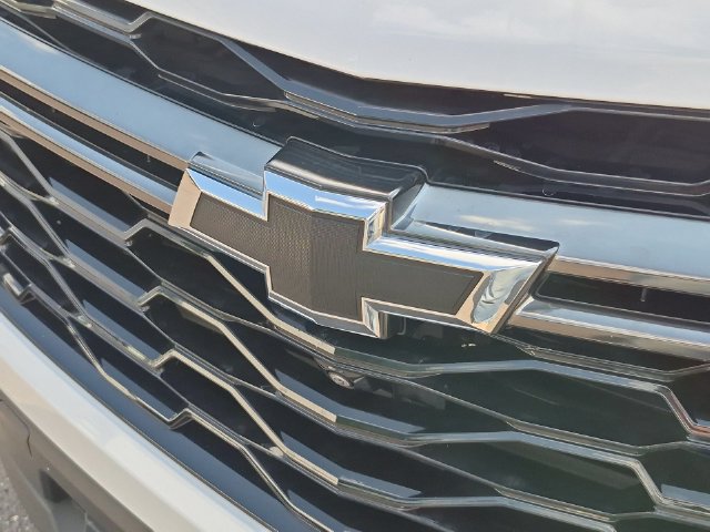 Used 2023 Chevrolet Traverse RS w/ LPO, Floor Liner Package AWD/4WD image 34
