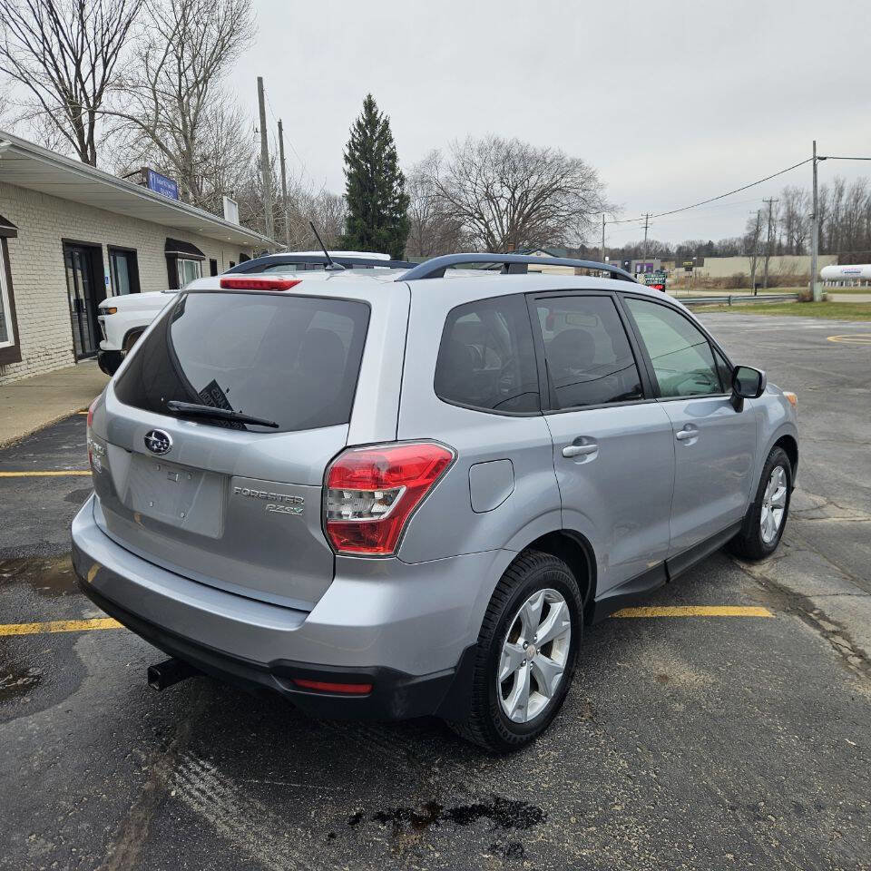 Used 2014 Subaru Forester 2.5i Premium w/ All-Weather Package image 4