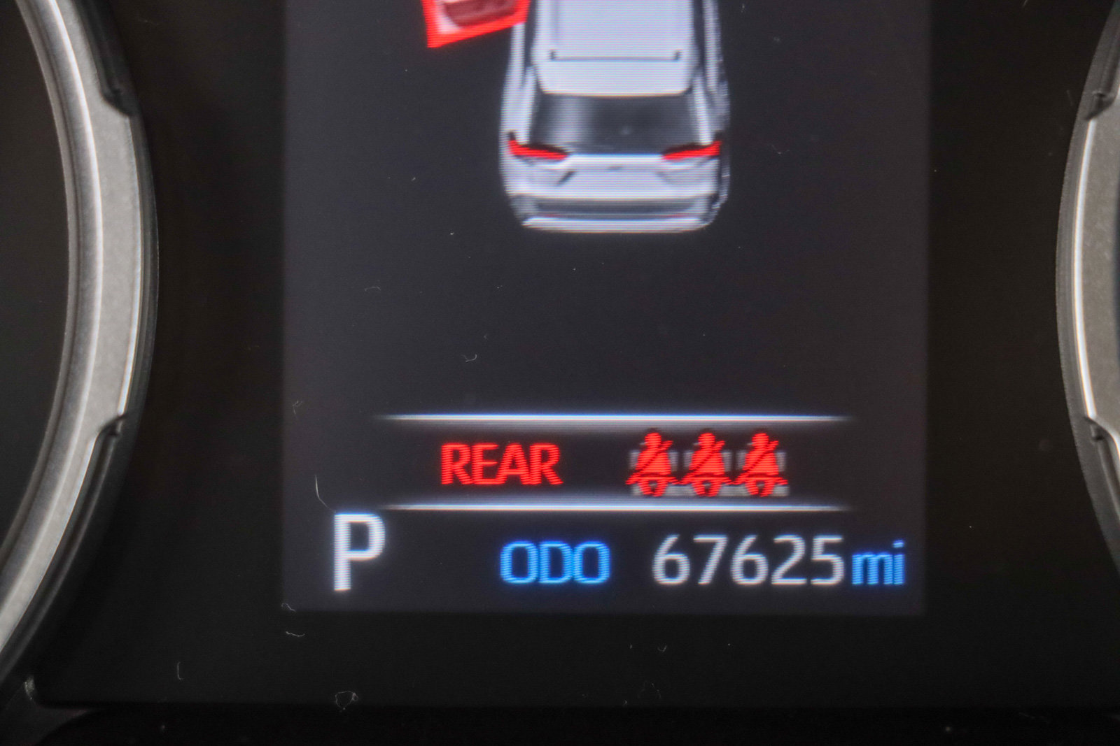 Used 2022 Toyota RAV4 LE AWD/4WD image 16