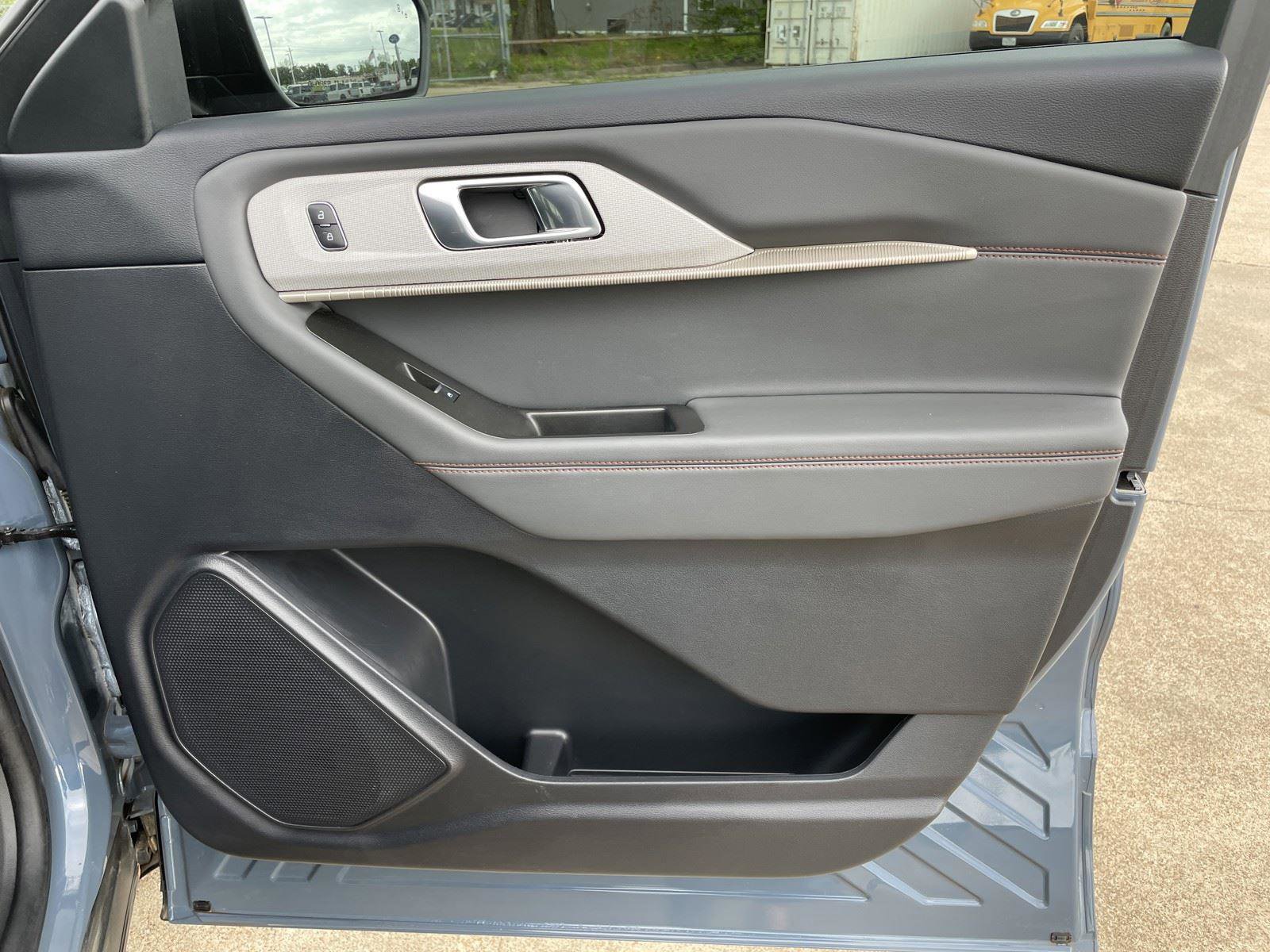 Used 2025 Ford Explorer Active w/ Active Comfort Package image 48