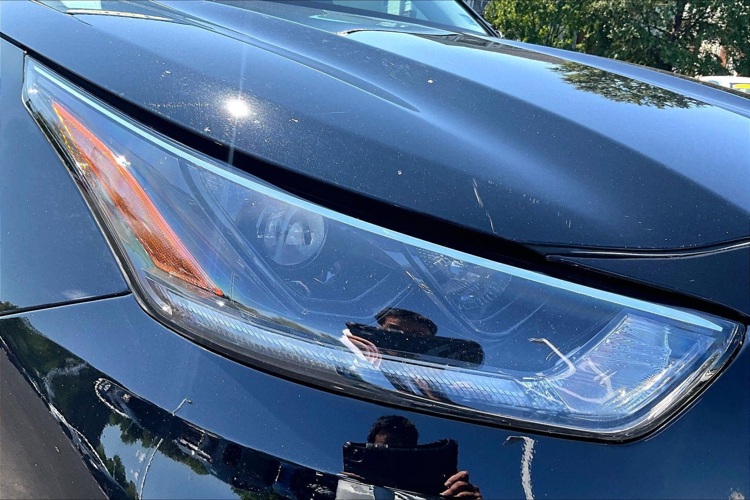 Used 2021 Toyota Highlander XLE AWD/4WD image 28