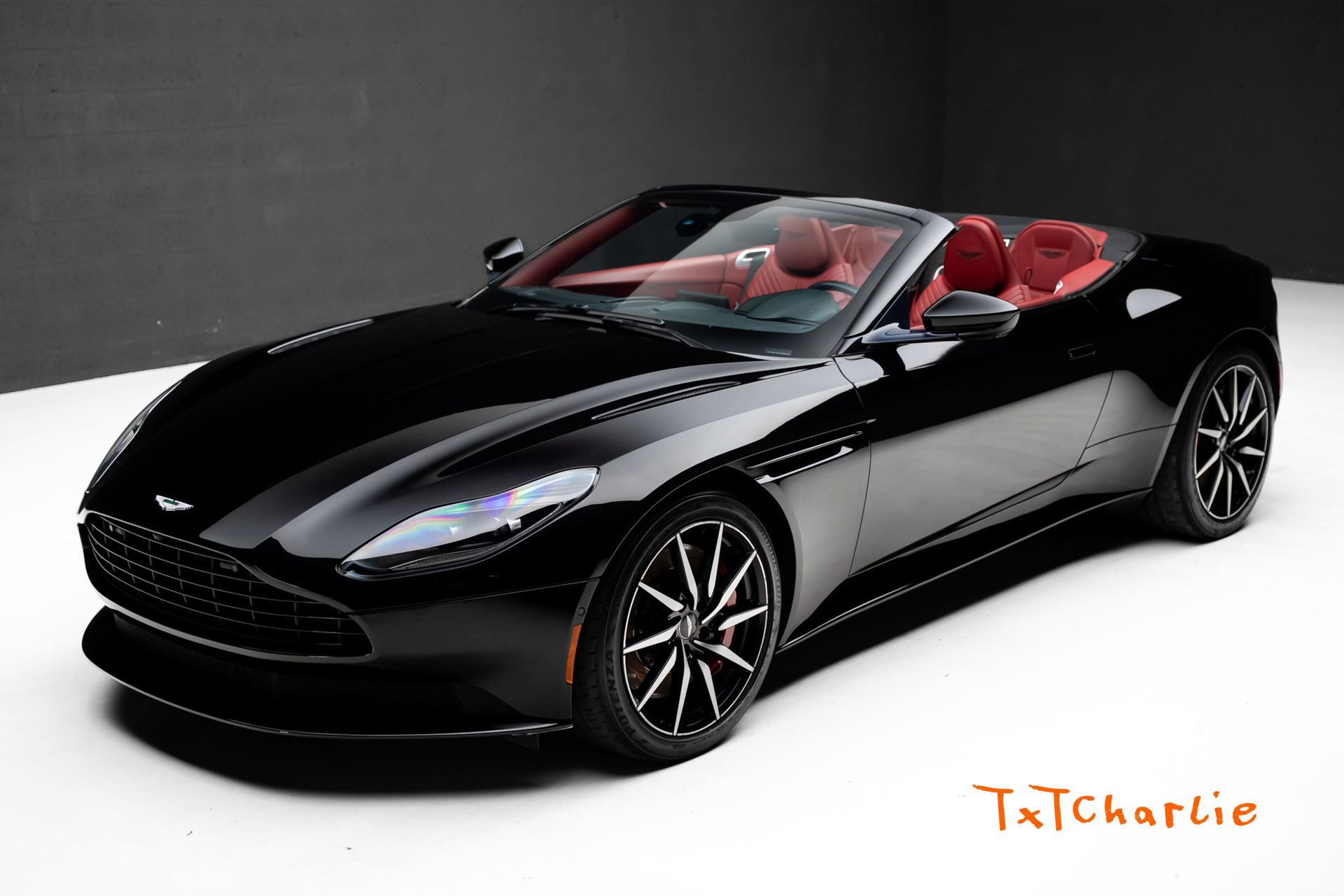 Used 2019 Aston Martin DB11 Volante