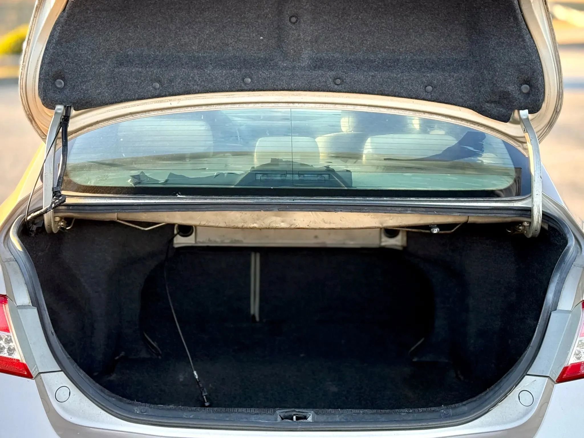 Used 2010 Toyota Camry image 27