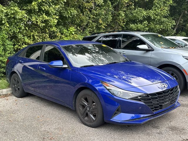 Used 2021 Hyundai Elantra SEL w/ Convenience Package FWD image 1