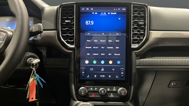 Used 2025 Ford Ranger XLT w/ Equipment Group 301A High AWD/4WD image 12