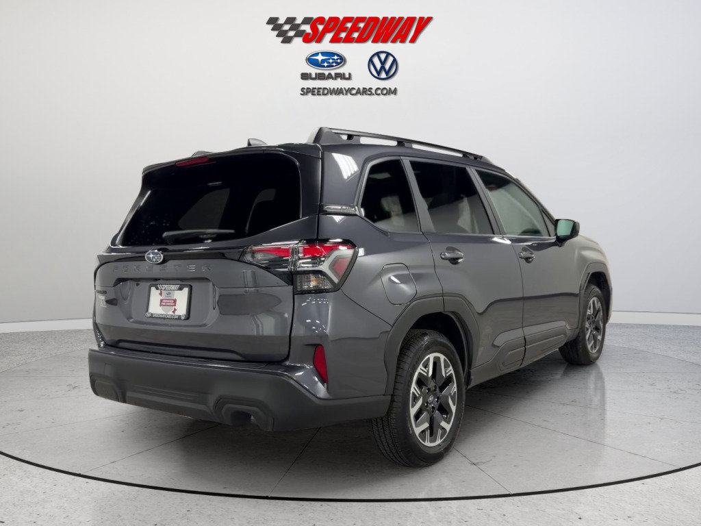 Used 2026 Subaru Forester Premium AWD/4WD image 6