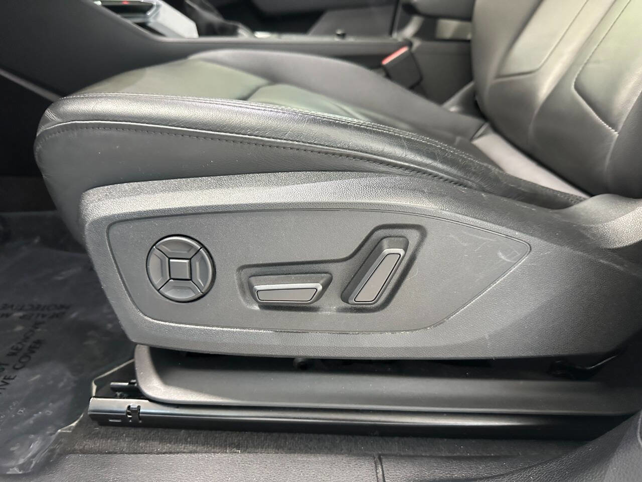 Used 2023 Audi Q3 2.0T Premium image 26