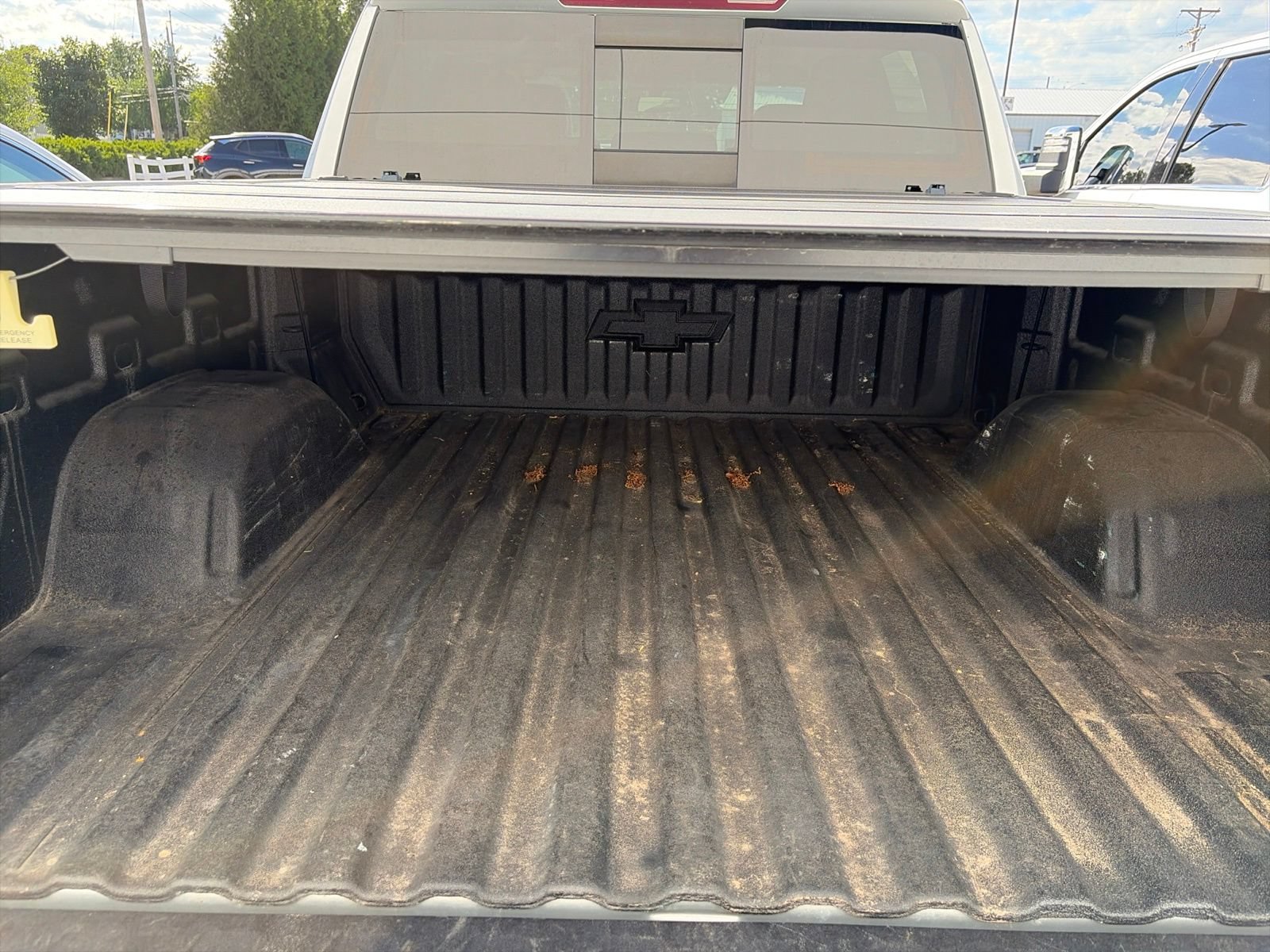 Used 2019 Chevrolet Silverado 1500 LT Trail Boss AWD/4WD image 3