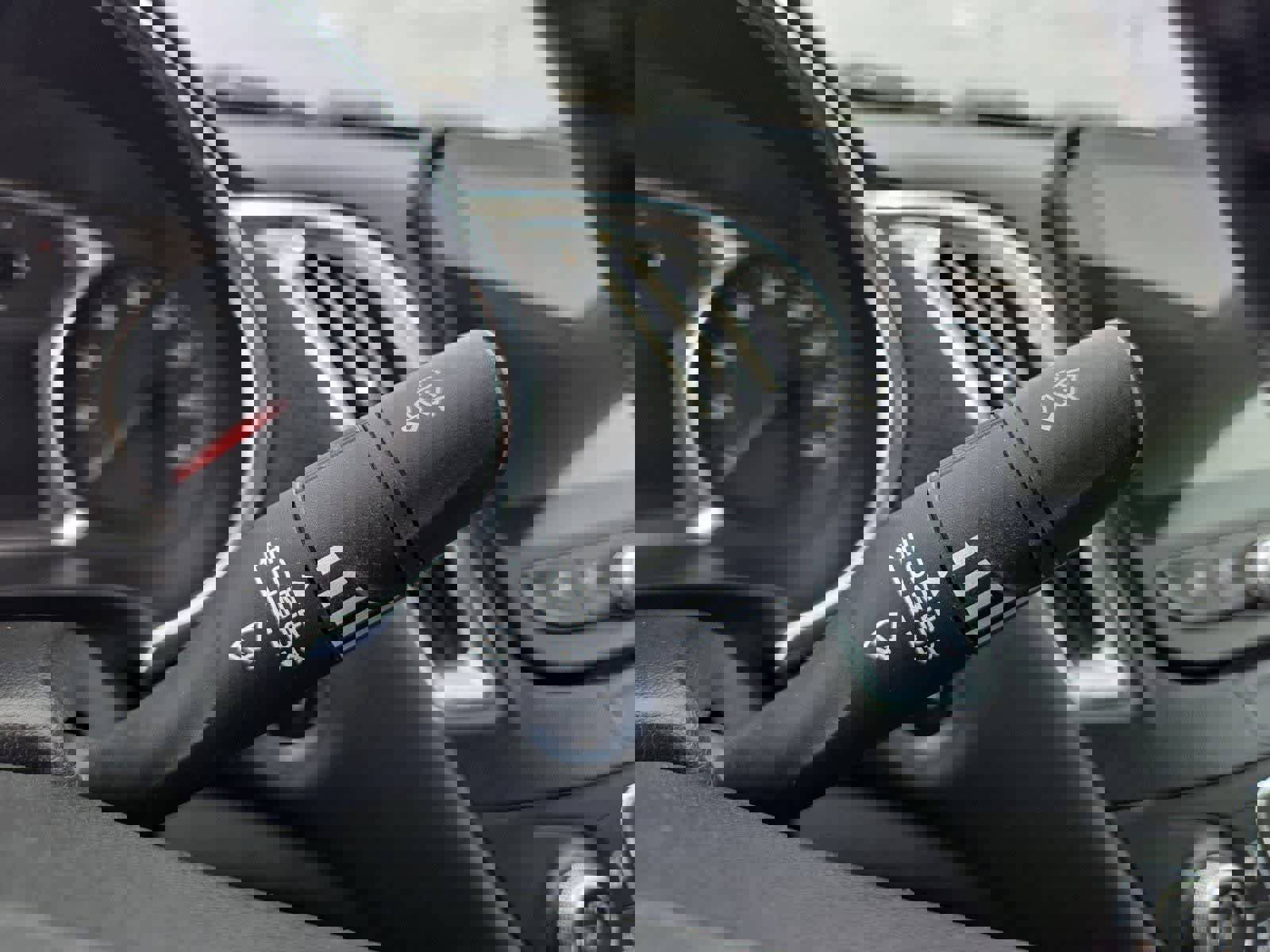 Used 2018 Chevrolet Malibu LT w/ Driver Confidence Package image 23