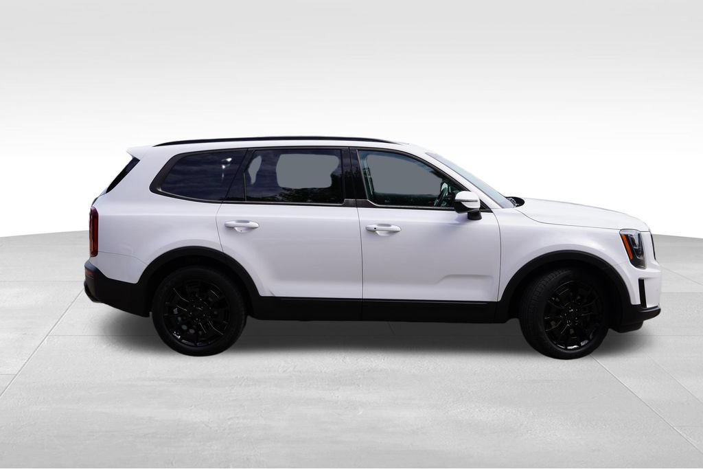 Used 2021 Kia Telluride SX w/ SX Prestige Package AWD/4WD image 3