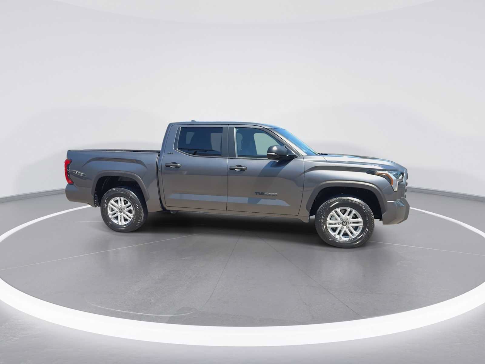 Certified 2026 Toyota Tundra SR5 w/ SR5 Convenience Package AWD/4WD image 9