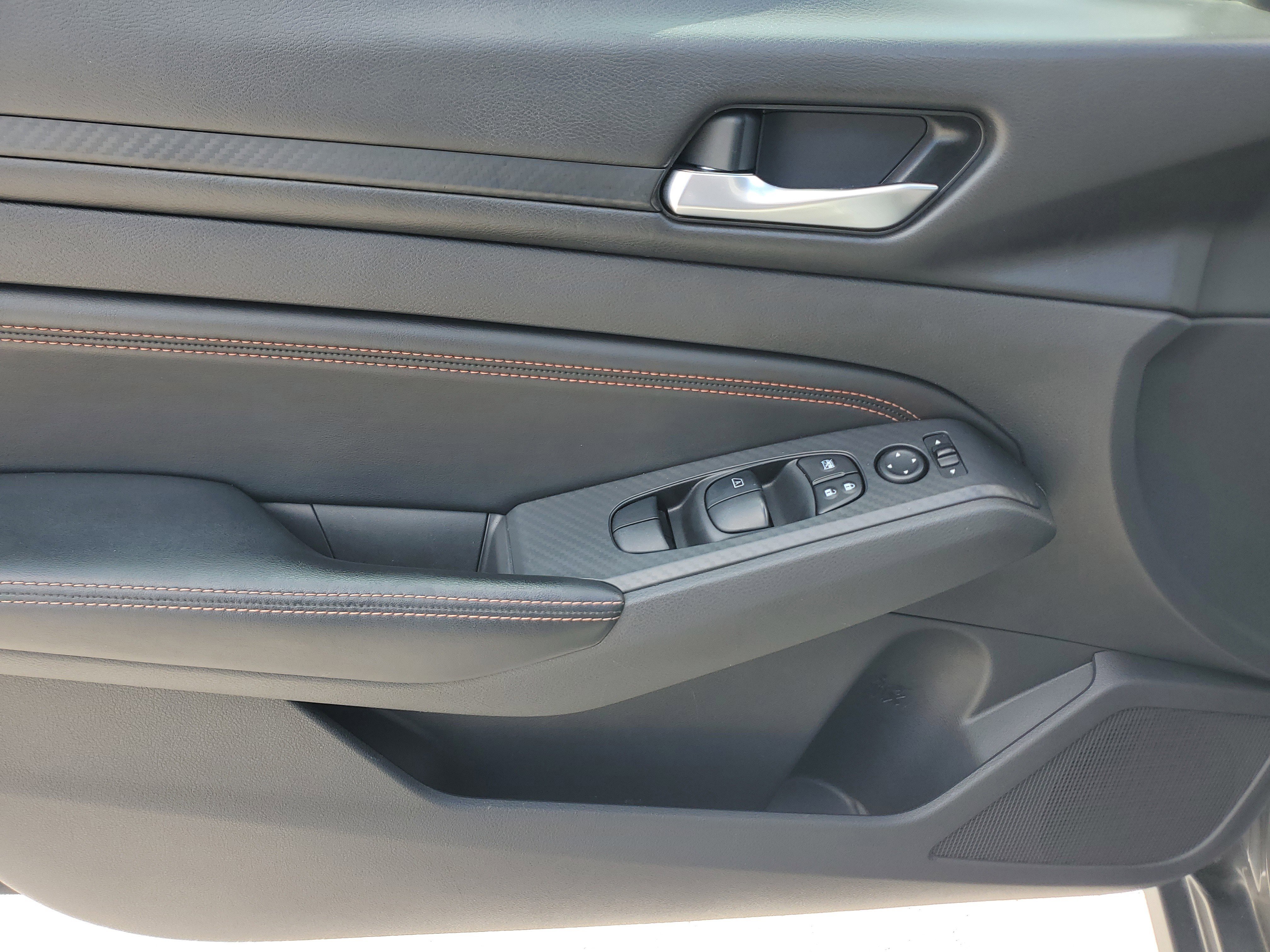 Used 2020 Nissan Altima 2.5 SR image 25