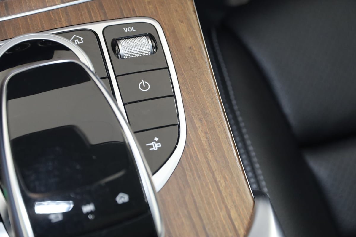 Used 2023 Mercedes-Benz C 300 4MATIC Coupe w/ Multimedia Package image 39