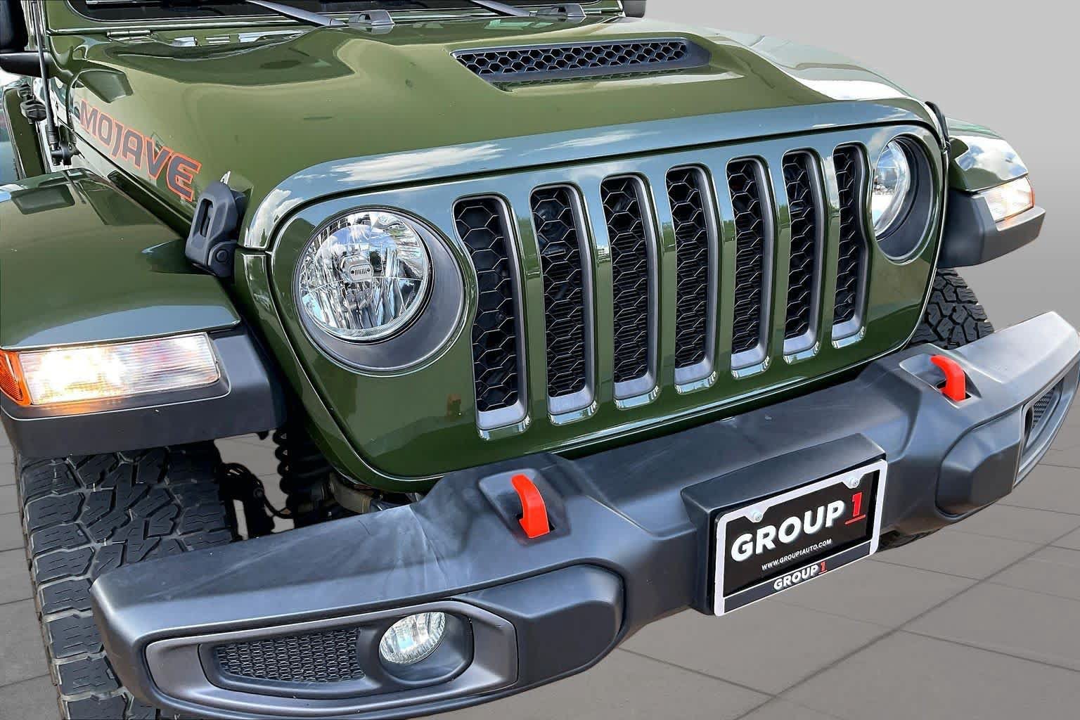 Used 2022 Jeep Gladiator Mojave w/ Cold Weather Group AWD/4WD image 28