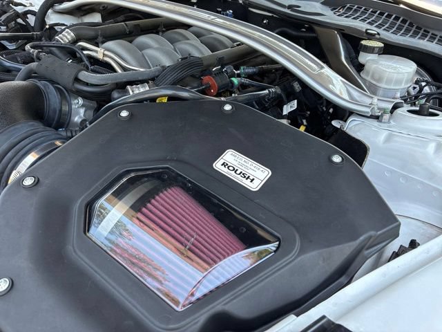 Used 2020 Ford Mustang GT Premium w/ GT Performance Package RWD image 21
