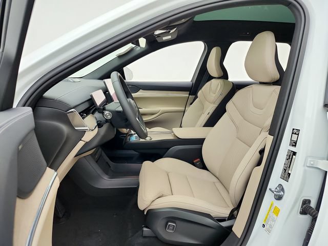 New 2026 Volvo EX90 Plus AWD/4WD image 21